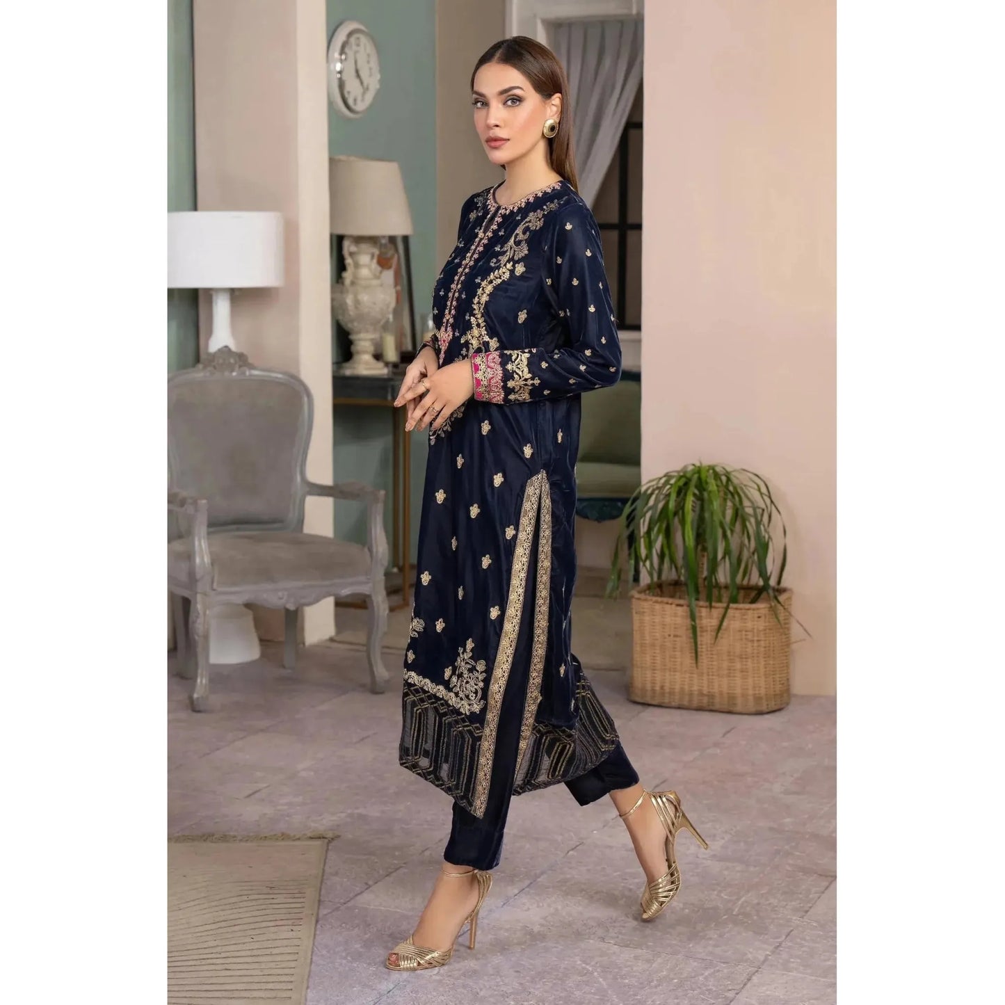 Elegant Velvet Shirt & Trouser Set by Limelight – Dyed Shirt with Embroidery, Gotta Detailing & Organza Border with Narrow Leg Velvet Trouser