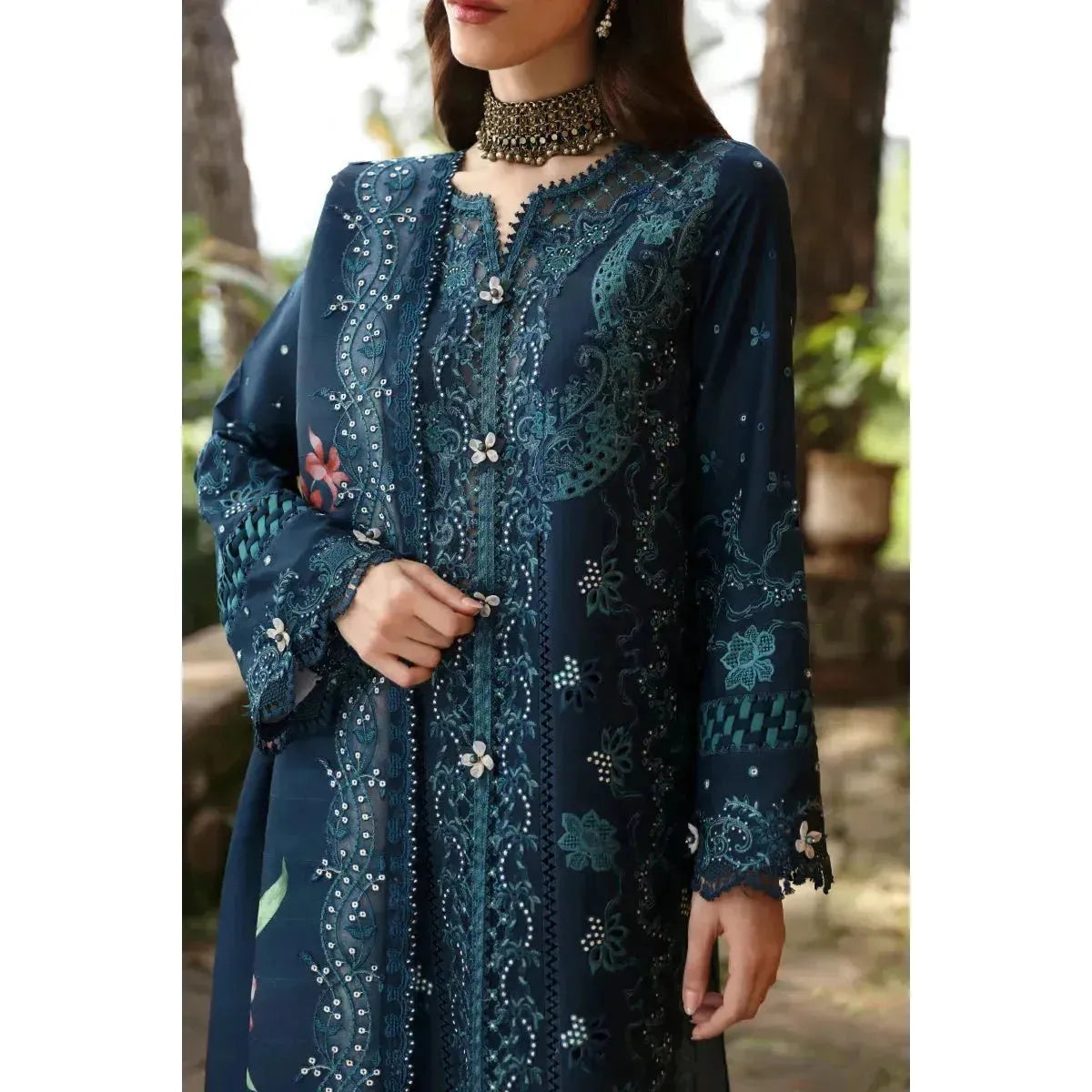 Stitched 3-Piece Chikankari Embroidered Linen Suit in Navy Blue – Jacquard Weaved Digital Printed Shawl & Plain Linen Trouser – Elegant Pakistani Winter Outfit for Women