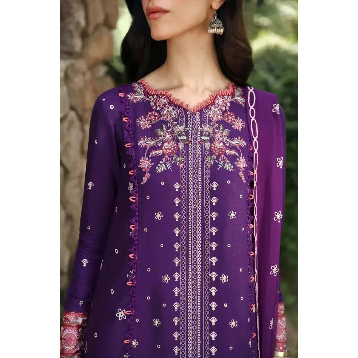 Stitched 3-Piece Chikankari Embroidered Linen Suit in Purple – Shawl & Plain Linen Trouser – Elegant Pakistani Winter Wear for Women