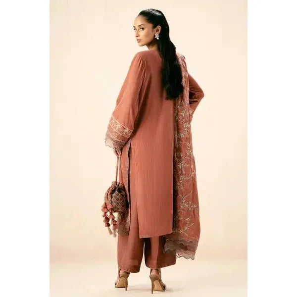 Zeen Elegant Stitched 3-Piece Velvet Suit in Nude Pink – Intricate Embroidered Velvet Front, Raw Silk Bottom & Velvet Dupatta – Classic Mughal Motifs for Timeless Party Wear