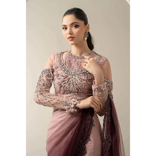 • Clothing: Embroidered/Printed suit for women - Made of best quality fabric - lawn or linen or chiffon - pure silk - Available at Najma Designs & Co. • Jewelry: Gold - plated stud earrings for
