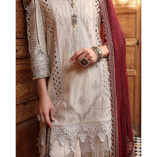 • Clothing: Embroidered/Printed suit for women - Made of best quality fabric - lawn or linen or chiffon - pure silk - Available at Najma Designs & Co. • Jewelry: Gold - plated stud earrings for