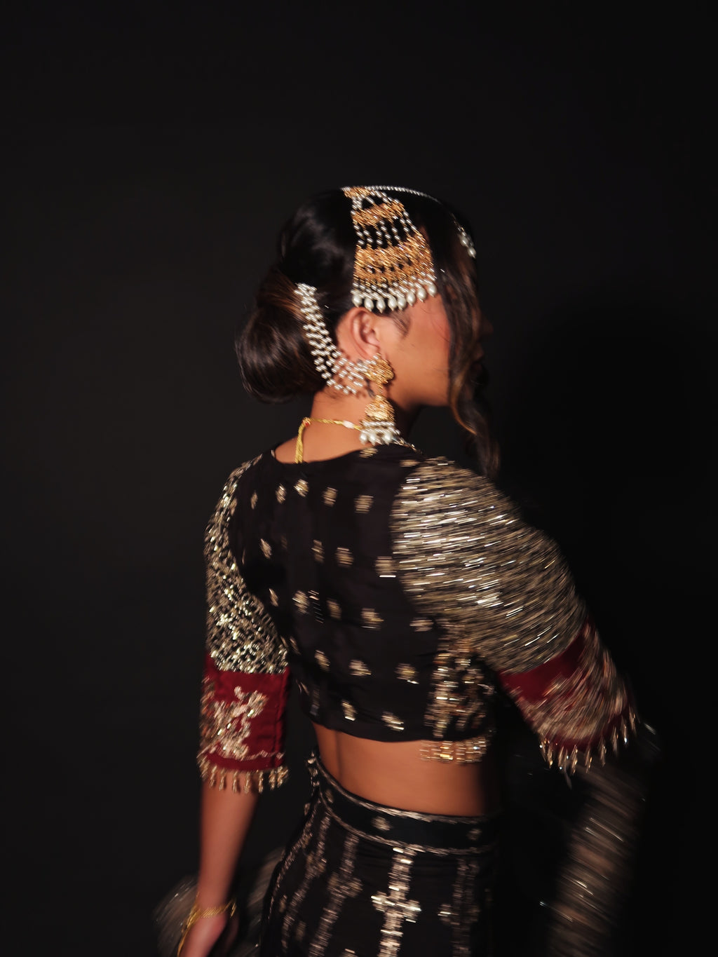 Gulraiz – Afrozeh | Midnight Black Zari & Antique Gold Embroidered Lehenga Choli Set