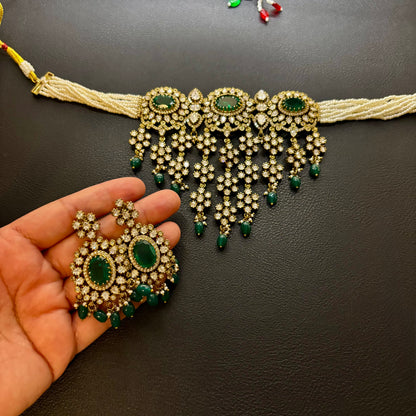 Emerald Duchess Set – Handcrafted Kundan Jewelry