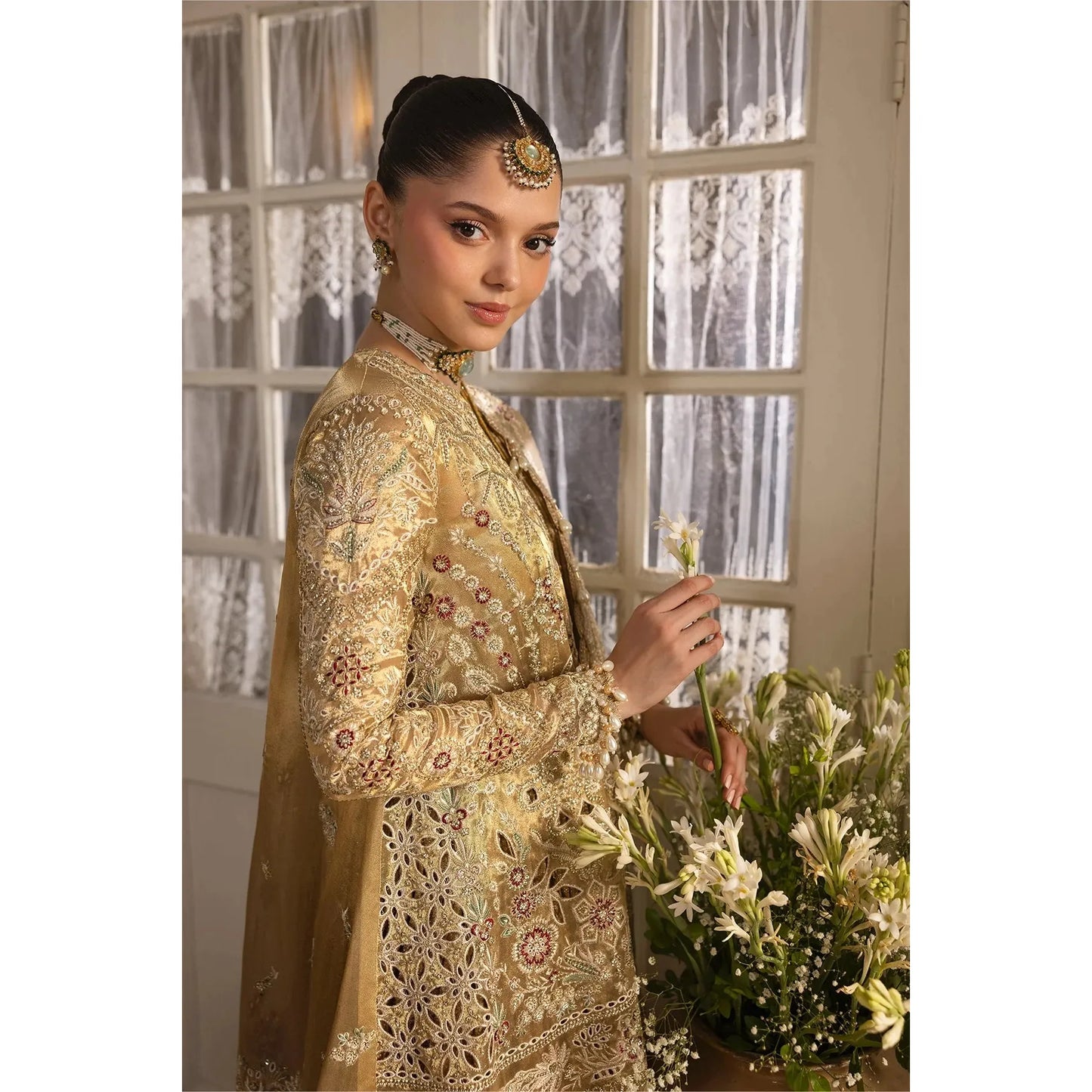 • Clothing: Embroidered/Printed suit for women - Made of best quality fabric - lawn or linen or chiffon - pure silk - Available at Najma Designs & Co. • Jewelry: Gold - plated stud earrings for
