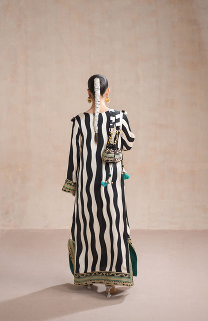 • Clothing: Embroidered/Printed suit for women - Made of best quality fabric - lawn or linen or chiffon - pure silk - Available at Najma Designs & Co. • Jewelry: Gold - plated stud earrings for