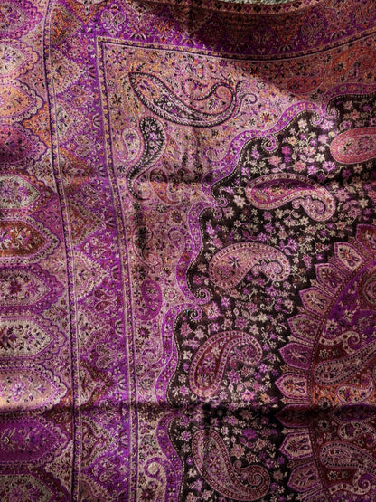 • Clothing: Embroidered/Printed suit for women - Made of best quality fabric - lawn or linen or chiffon - pure silk - Available at Najma Designs & Co. • Jewelry: Gold - plated stud earrings for