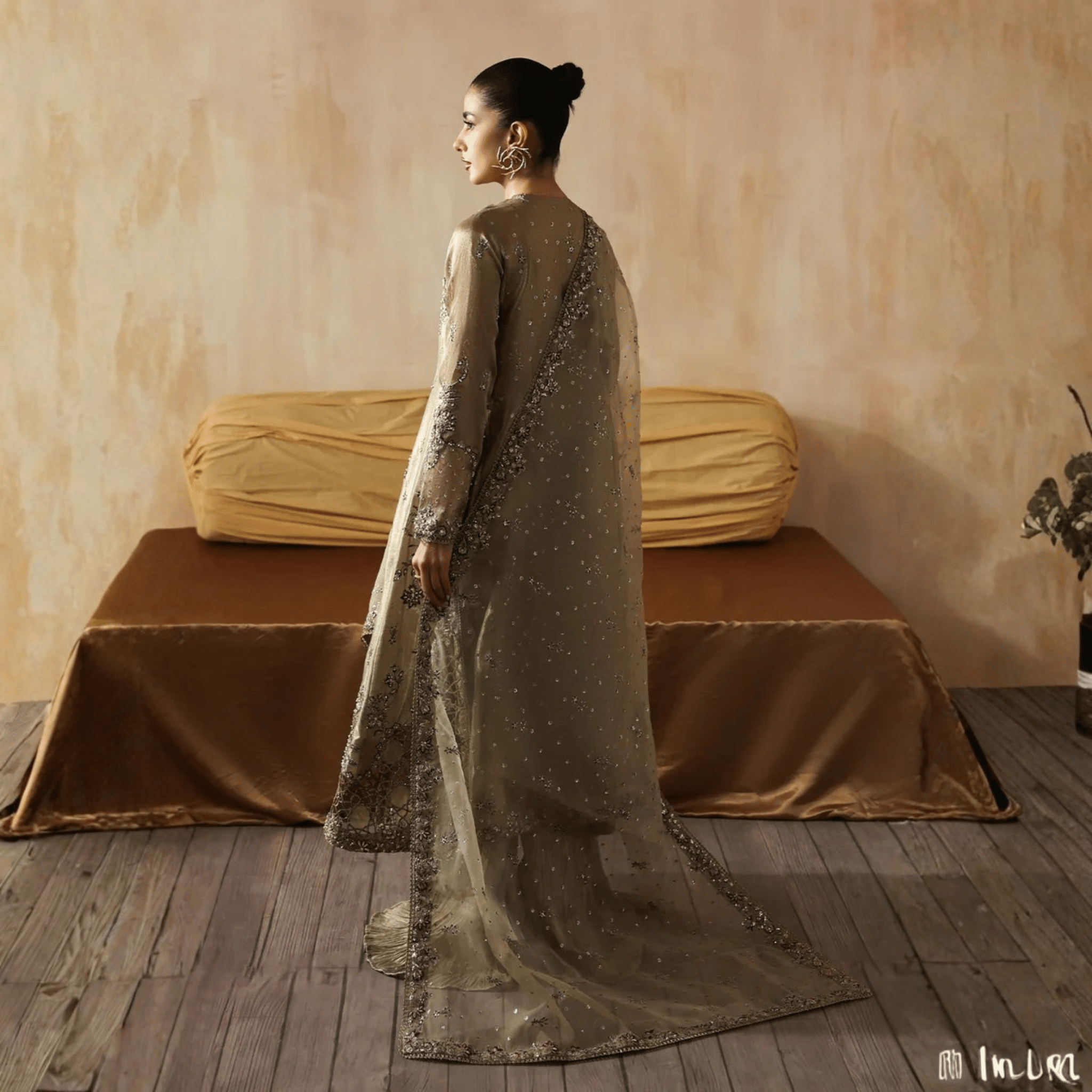 • Clothing: Embroidered/Printed suit for women - Made of best quality fabric - lawn or linen or chiffon - pure silk - Available at Najma Designs & Co. • Jewelry: Gold - plated stud earrings for