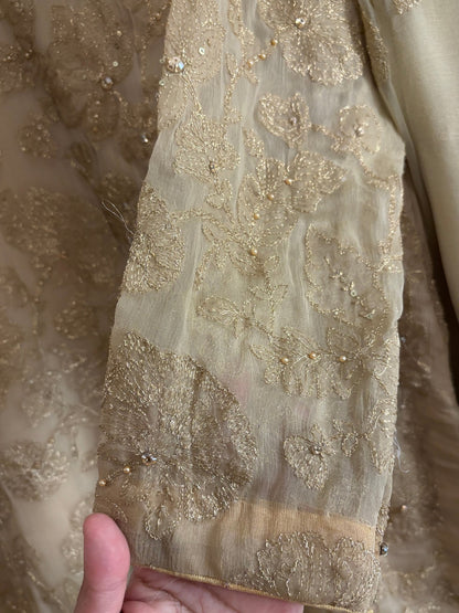 • Clothing: Embroidered/Printed suit for women - Made of best quality fabric - lawn or linen or chiffon - pure silk - Available at Najma Designs & Co. • Jewelry: Gold - plated stud earrings for