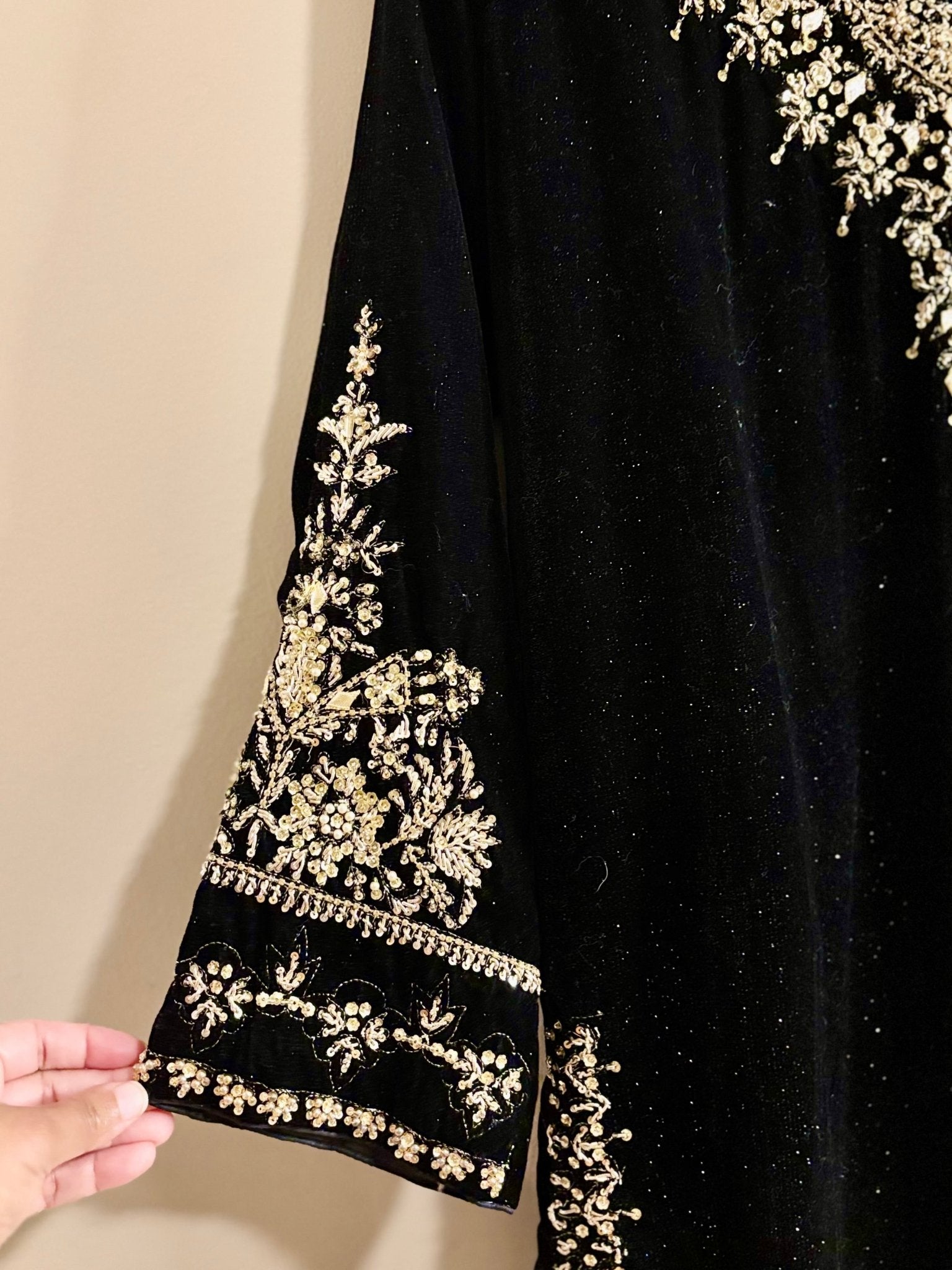 • Clothing: Embroidered/Printed suit for women - Made of best quality fabric - lawn or linen or chiffon - pure silk - Available at Najma Designs & Co. • Jewelry: Gold - plated stud earrings for