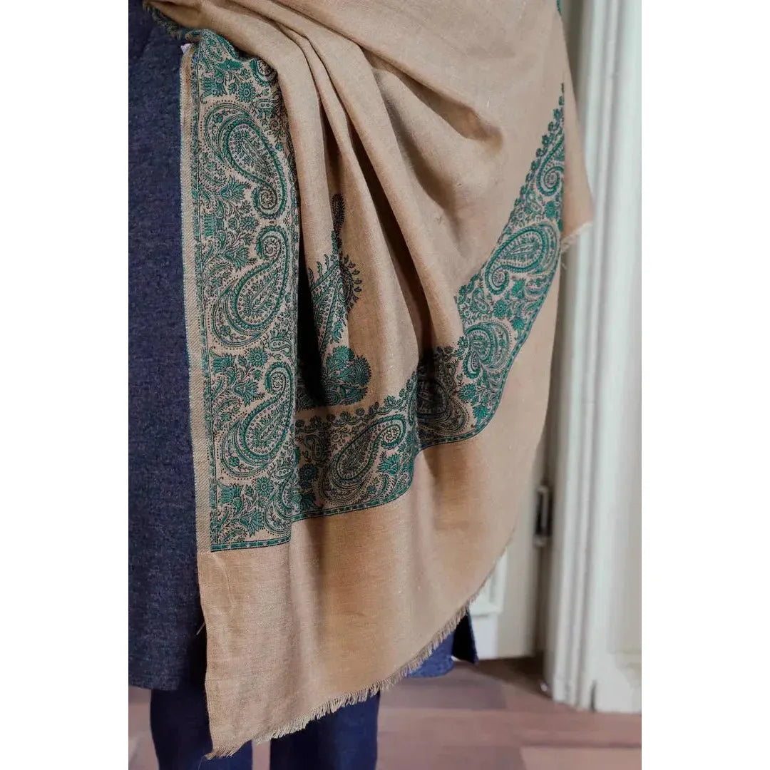 close up of shawl