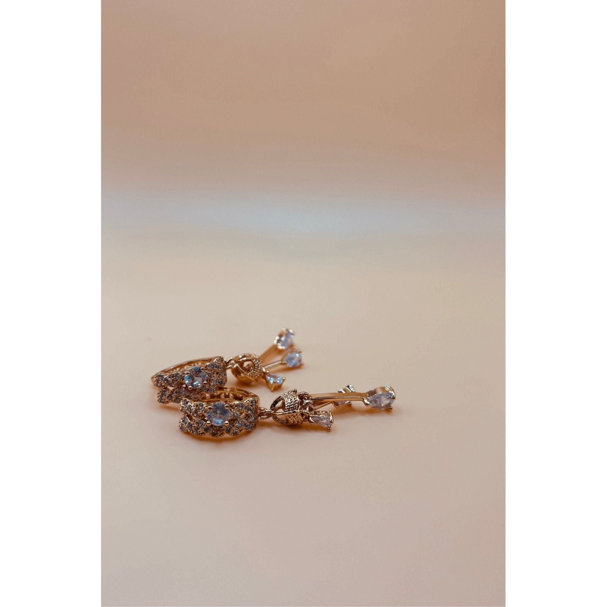 Dangling Crystals Earring