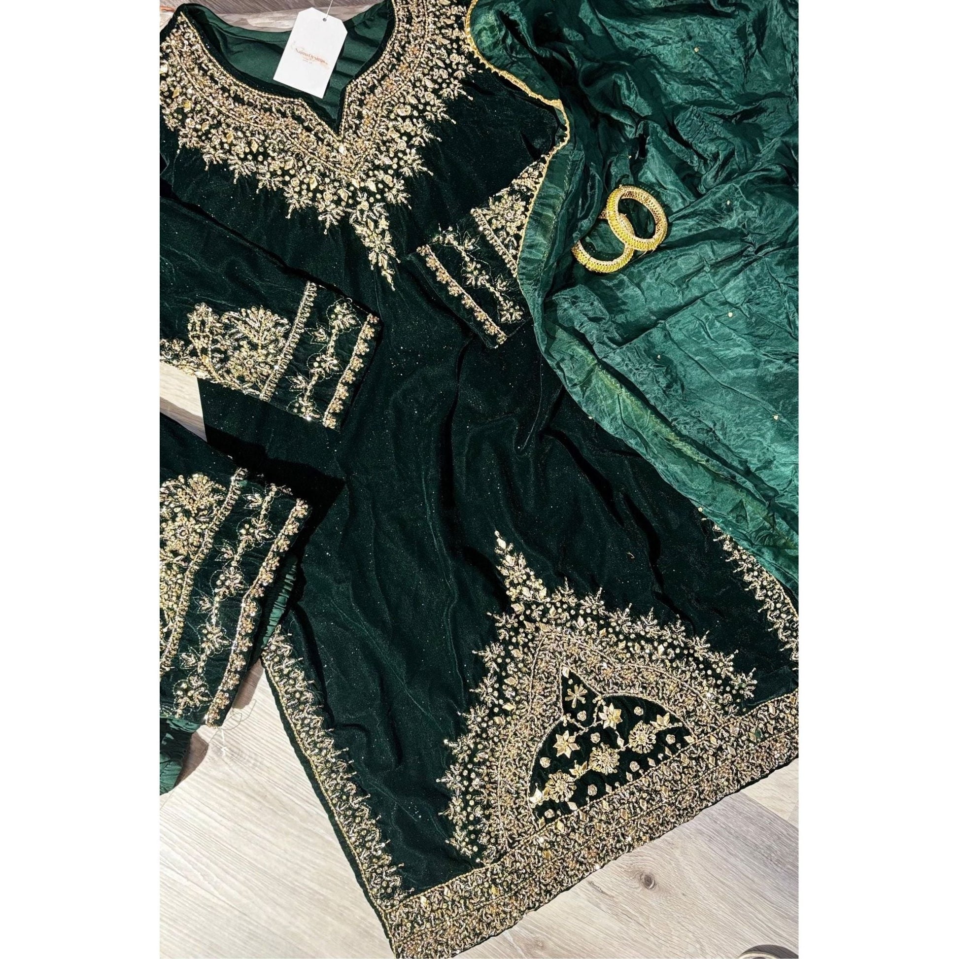Stunning 3-Piece Pure Poison Green Velvet Suit – Handcrafted with Dabka, Naqshi, Sequins & Crystals – Embellished Organza Dupatta & Raw Silk Trousers for a Luxurious Look