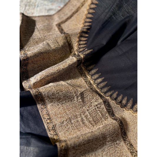 • Clothing: Embroidered/Printed suit for women - Made of best quality fabric - lawn or linen or chiffon - pure silk - Available at Najma Designs & Co. • Jewelry: Gold - plated stud earrings for