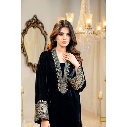 Timeless Black Velvet Embroidered Shirt & Dyed Trouser Suit by Gul Ahmed – Exquisite Velvet Shirt with Raw Silk Straight Pants for a Sophisticated Look