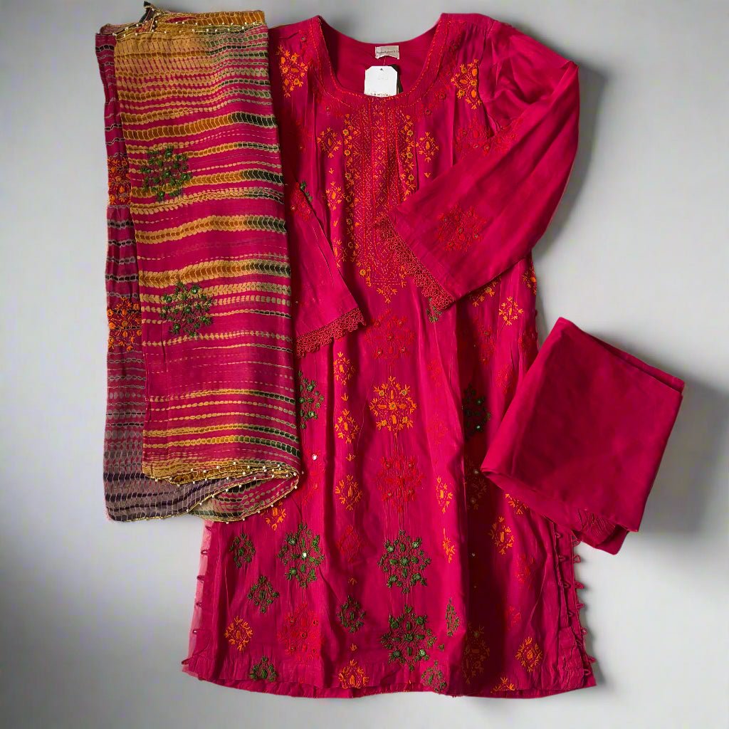 • Clothing: Embroidered/Printed suit for women - Made of best quality fabric - lawn or linen or chiffon - pure silk - Available at Najma Designs & Co. • Jewelry: Gold - plated stud earrings for