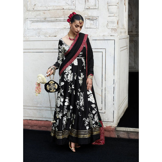 • Clothing: Embroidered/Printed suit for women - Made of best quality fabric - lawn or linen or chiffon - pure silk - Available at Najma Designs & Co. • Jewelry: Gold - plated stud earrings for