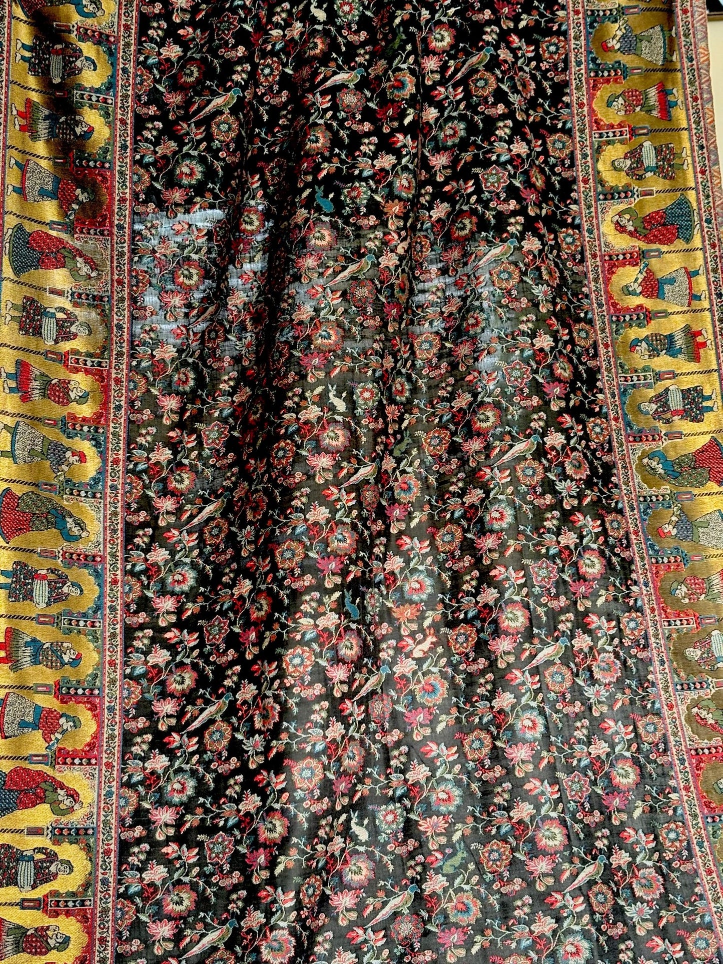 • Clothing: Embroidered/Printed suit for women - Made of best quality fabric - lawn or linen or chiffon - pure silk - Available at Najma Designs & Co. • Jewelry: Gold - plated stud earrings for