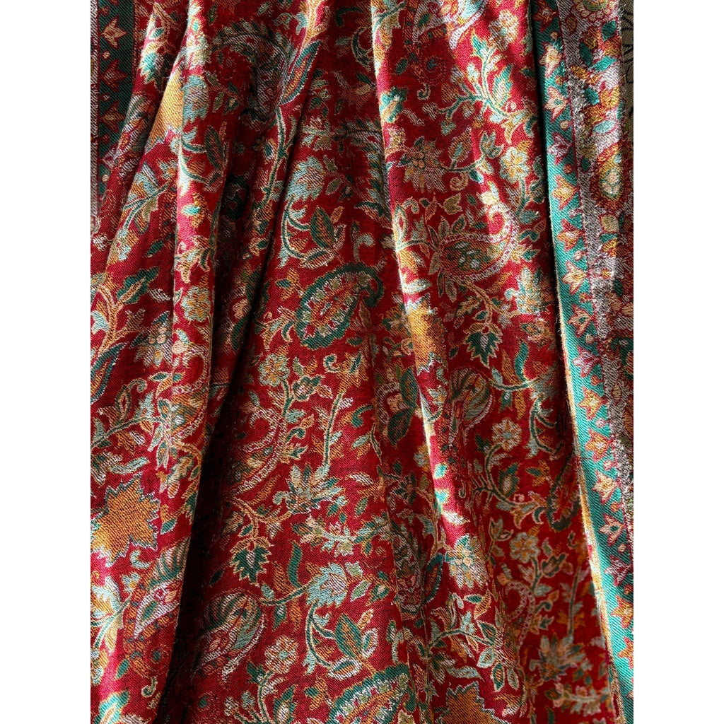 • Clothing: Embroidered/Printed suit for women - Made of best quality fabric - lawn or linen or chiffon - pure silk - Available at Najma Designs & Co. • Jewelry: Gold - plated stud earrings for