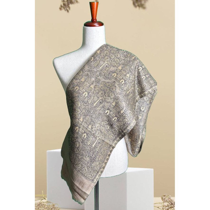 Kani Silk Pashmina Shawl (Shahi Darbar) - Beige Camel Color
Handcrafted with premium quality, this exquisite shawl is available exclusively at Najmadesigns and Co. shawl on a maniquin.