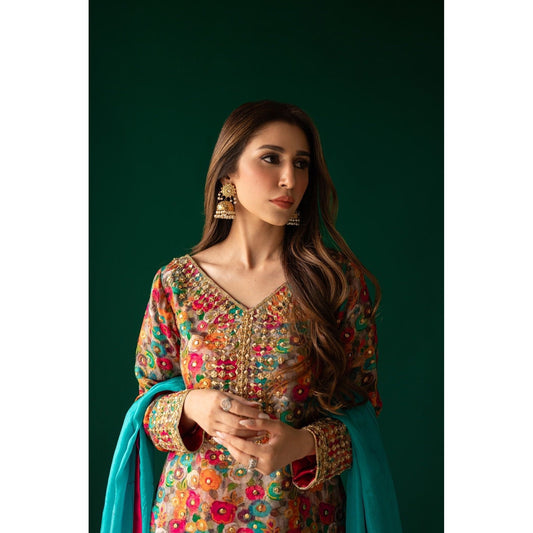 • Clothing: Embroidered/Printed suit for women - Made of best quality fabric - lawn or linen or chiffon - pure silk - Available at Najma Designs & Co. • Jewelry: Gold - plated stud earrings for