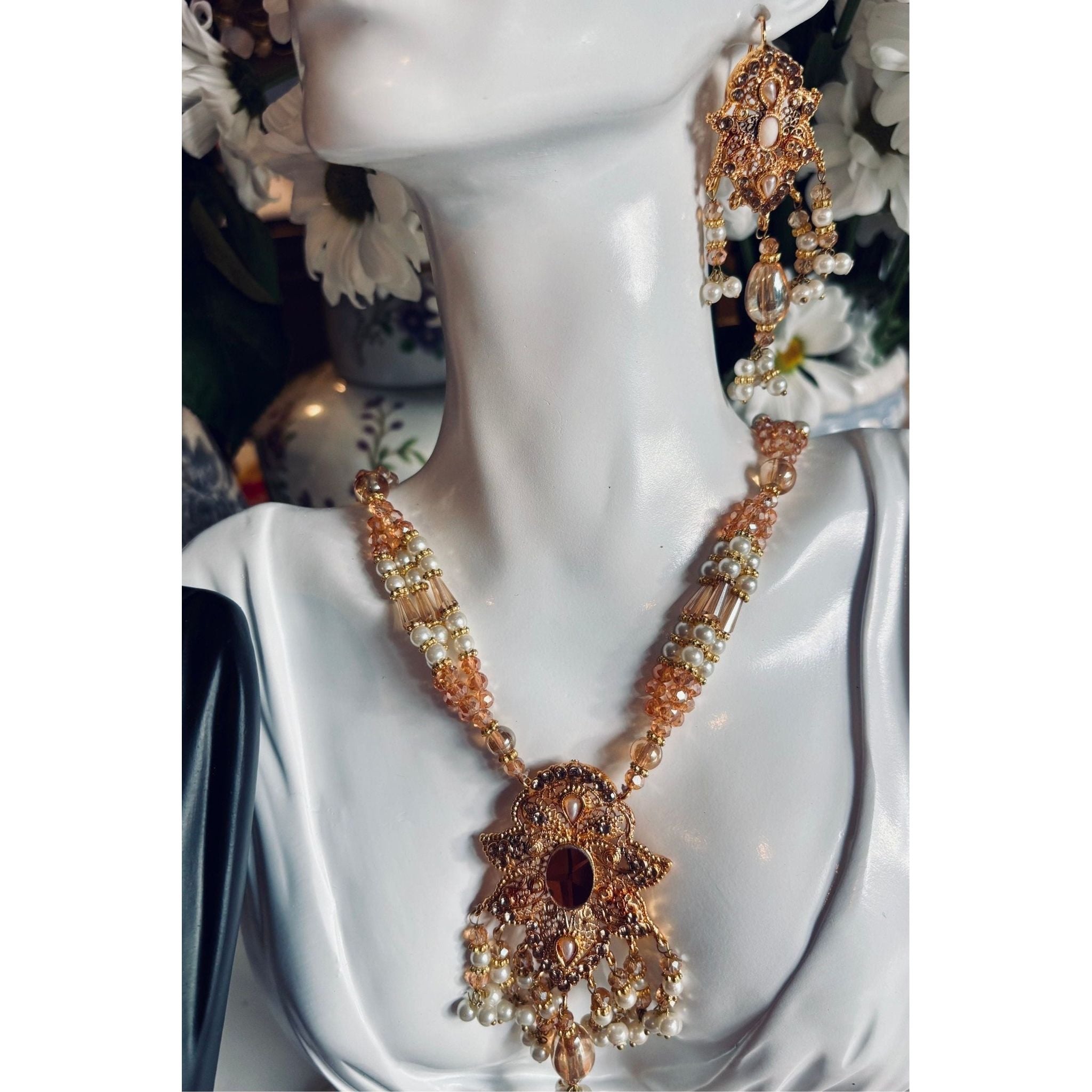 MOH-E-MEER Traditional Mala Set in Pink and Pearl, Perfect for Hijabis and Brides, Elegant Indian Jewelry for Formal Wear, Adds a Touch of Grace and Sophistication, Cultural Jewelry, Ready to Ship