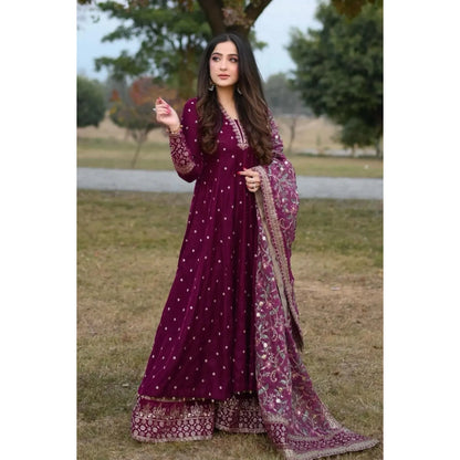 3 Piece Embroidered Velvet Suit | Stitched | Maria B.