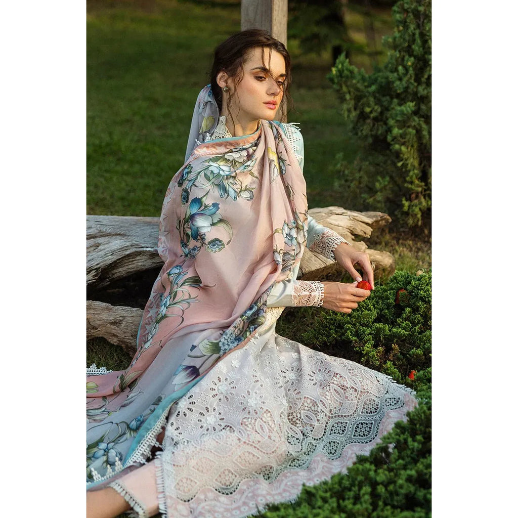 • Clothing: Embroidered/Printed suit for women - Made of best quality fabric - lawn or linen or chiffon - pure silk - Available at Najma Designs & Co. • Jewelry: Gold - plated stud earrings for