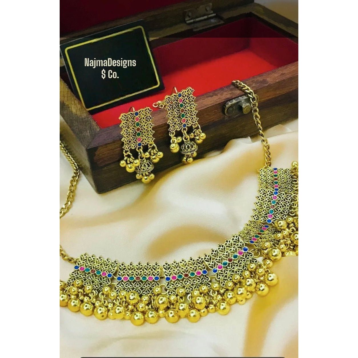 Indian jewelry
Bridal jewelry
Ethnic jewelry
Traditional jewelry
Mala set
Indian necklace set
Wedding jewelry
Festive jewelry
Indian bridal set
Jhumka earrings
Indian jhumka
Traditional earrings
Bridal jhumka
Ethnic earrings
Gold jhumka
Handmade earrings
Wedding earrings
Bollywood style earrings
Indian earrings
Kundan jhumka
Silver jhumka
Chandelier earrings
Jhumka set
Designer earrings
Statement earringsGold-plated jewelry
Handcrafted jewelry
Traditional Indian accessories
Wedding accessories