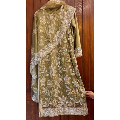 • Clothing: Embroidered/Printed suit for women - Made of best quality fabric - lawn or linen or chiffon - pure silk - Available at Najma Designs & Co. • Jewelry: Gold - plated stud earrings for