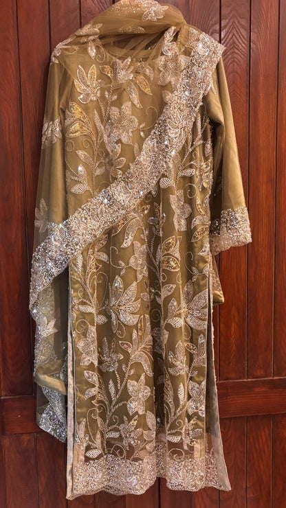 • Clothing: Embroidered/Printed suit for women - Made of best quality fabric - lawn or linen or chiffon - pure silk - Available at Najma Designs & Co. • Jewelry: Gold - plated stud earrings for