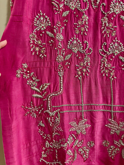 • Clothing: Embroidered/Printed suit for women - Made of best quality fabric - lawn or linen or chiffon - pure silk - Available at Najma Designs & Co. • Jewelry: Gold - plated stud earrings for