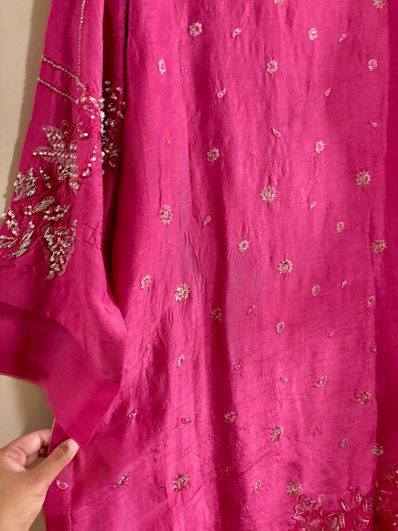 • Clothing: Embroidered/Printed suit for women - Made of best quality fabric - lawn or linen or chiffon - pure silk - Available at Najma Designs & Co. • Jewelry: Gold - plated stud earrings for