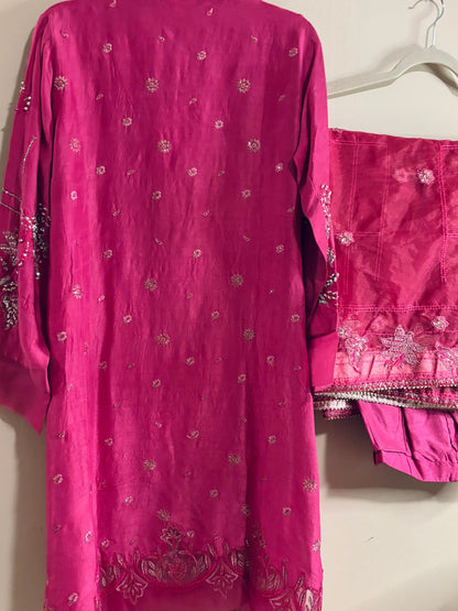 • Clothing: Embroidered/Printed suit for women - Made of best quality fabric - lawn or linen or chiffon - pure silk - Available at Najma Designs & Co. • Jewelry: Gold - plated stud earrings for