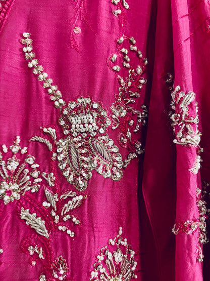 • Clothing: Embroidered/Printed suit for women - Made of best quality fabric - lawn or linen or chiffon - pure silk - Available at Najma Designs & Co. • Jewelry: Gold - plated stud earrings for