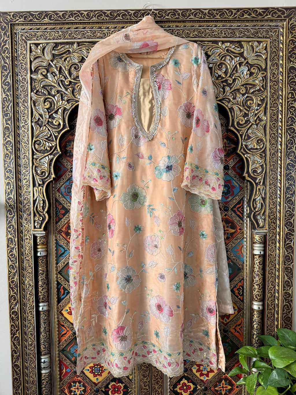 • Clothing: Embroidered/Printed suit for women - Made of best quality fabric - lawn or linen or chiffon - pure silk - Available at Najma Designs & Co. • Jewelry: Gold - plated stud earrings for