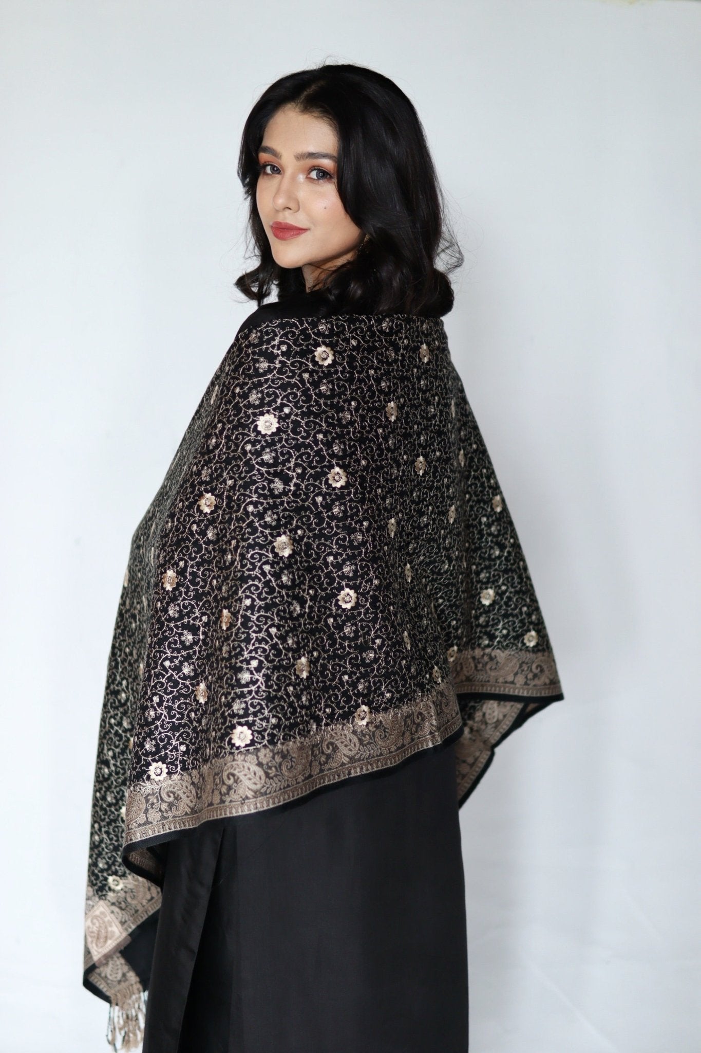 • Clothing: Embroidered/Printed suit for women - Made of best quality fabric - lawn or linen or chiffon - pure silk - Available at Najma Designs & Co. • Jewelry: Gold - plated stud earrings for