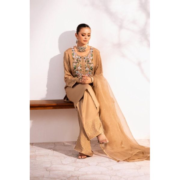 • Clothing: Embroidered/Printed suit for women - Made of best quality fabric - lawn or linen or chiffon - pure silk - Available at Najma Designs & Co. • Jewelry: Gold - plated stud earrings for