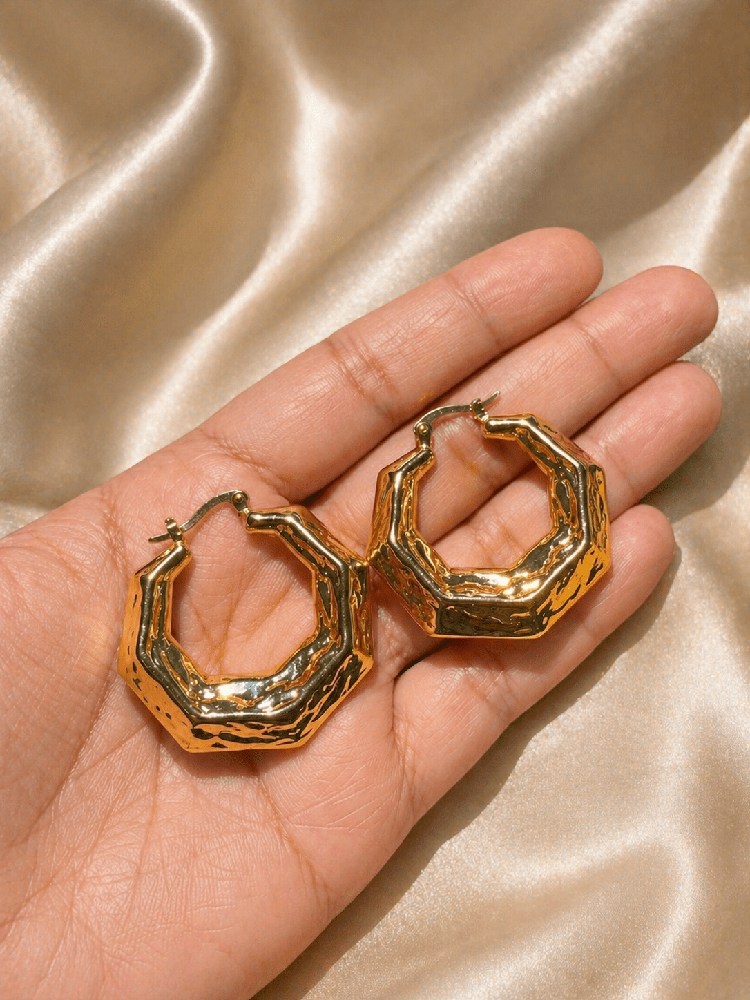 • Clothing: Embroidered/Printed suit for women - Made of best quality fabric - lawn or linen or chiffon - pure silk - Available at Najma Designs & Co. • Jewelry: Gold - plated stud earrings for
